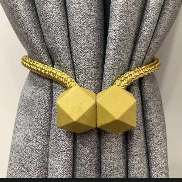 CURTAINS ACCESSORIES